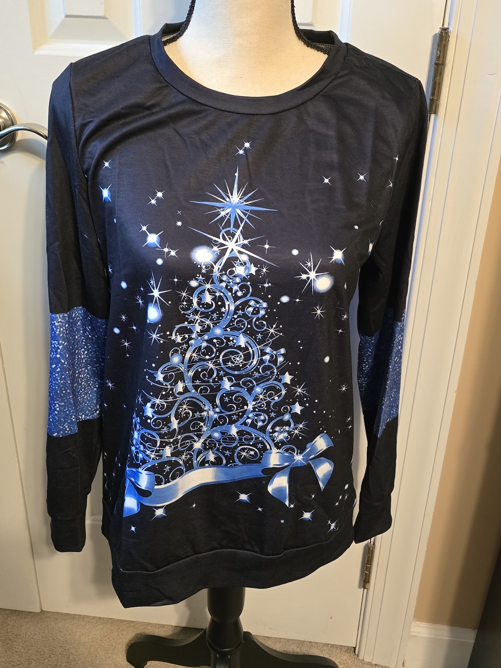 SHEIN Black and Blue Holiday Tree Long Sleeve Tee